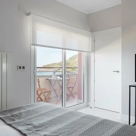 Sunset By Feelfree 圣塞瓦斯蒂安