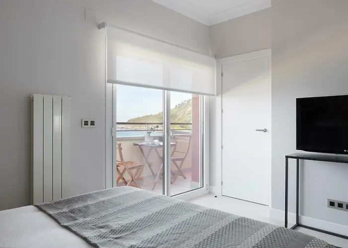 Sunset By Feelfree 圣塞瓦斯蒂安